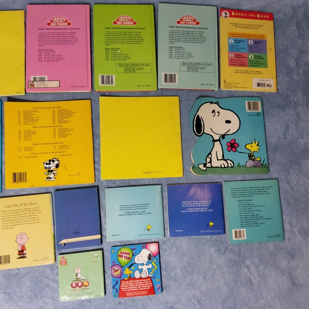 Large Lot of 21 Vintage Peanuts & Snoopy Books - Little Golden Books, ABCs, 123s - Picture 6 of 8
